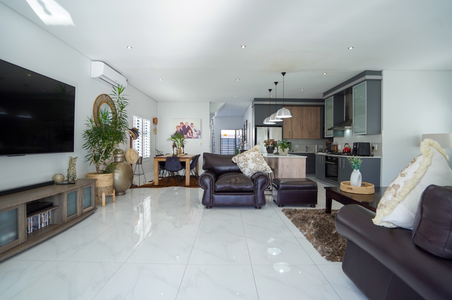 4 Bedroom Property for Sale in Sandown Western Cape